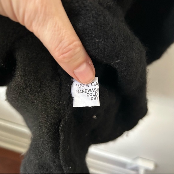 Lainey Keogh 100% Cashmere Black Scallop Detailed Crew Neck Sweater Unisex L/XL - Picture 7 of 13